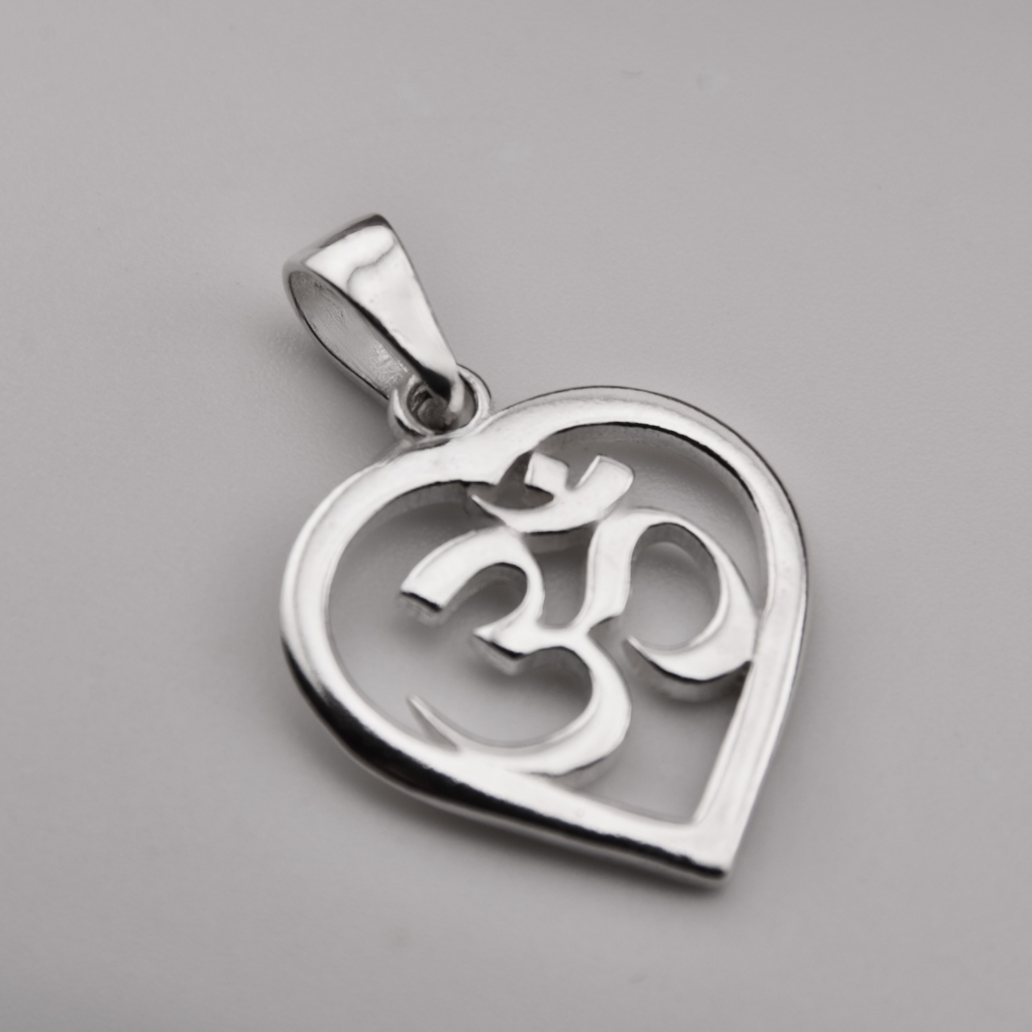 Sterling Silver 925 Open Heart Om Ohm Delicate Pendant Unisex Chakra Healed Buddha Spiritual Yoga Meditation Love Jewellery Gift Present - Image 2