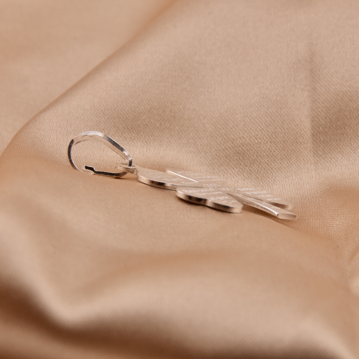 Multilanguage Good Luck Four Leaf Clover Pendant Sterling Silver 925 Necklace Charm Jewellery - Image 3