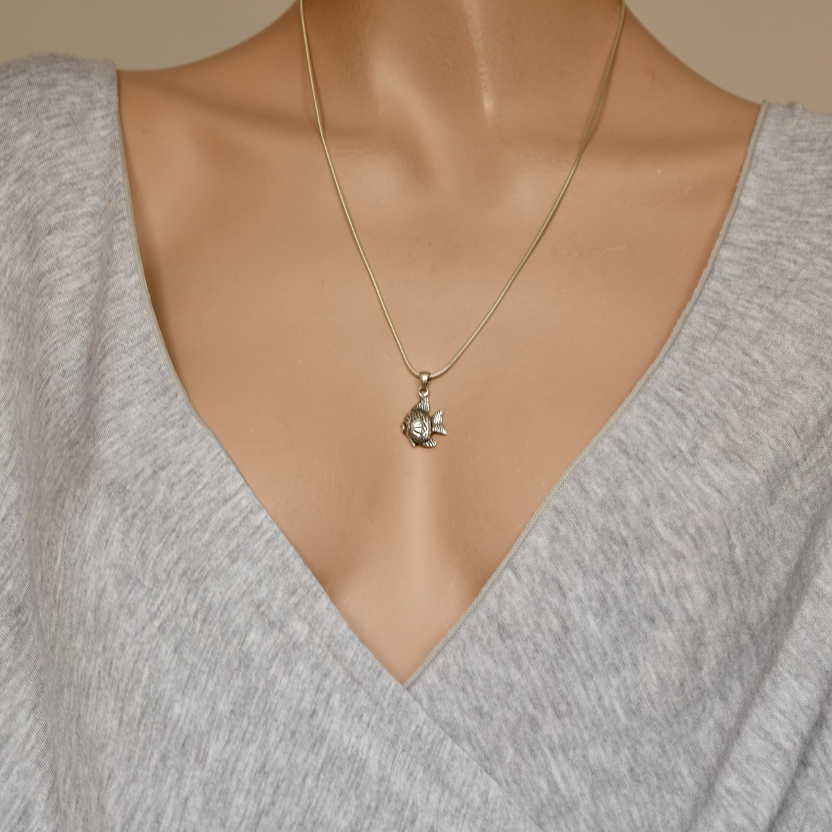 Sterling Silver .925 Fish Necklace Pendant Large Sea Animal Charm Unisex Nautical Jewellery Present Gift Idea - Image 4