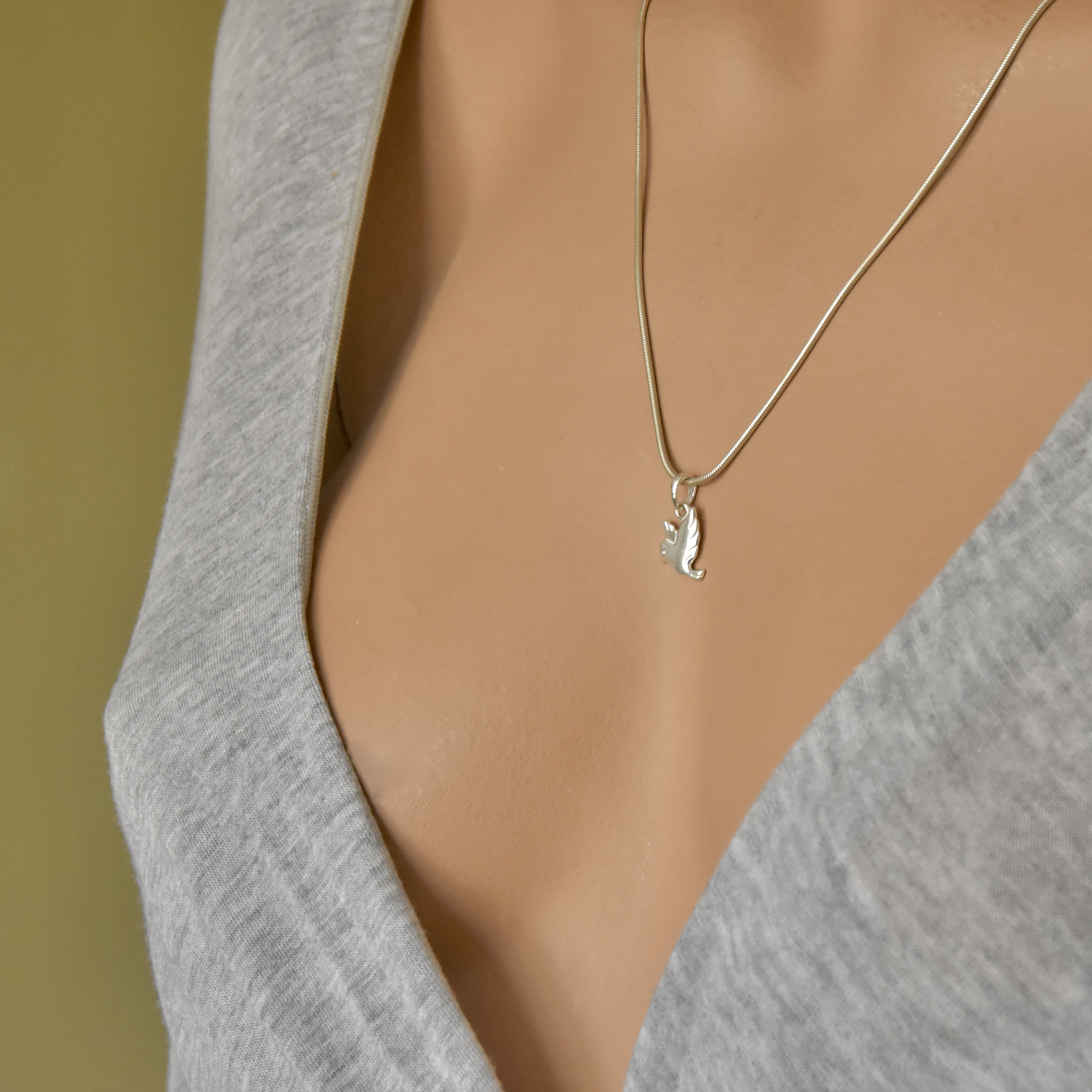 Graceful Dove Pendant Sterling Silver 925 Necklace Chain Choker Charm - Image 4