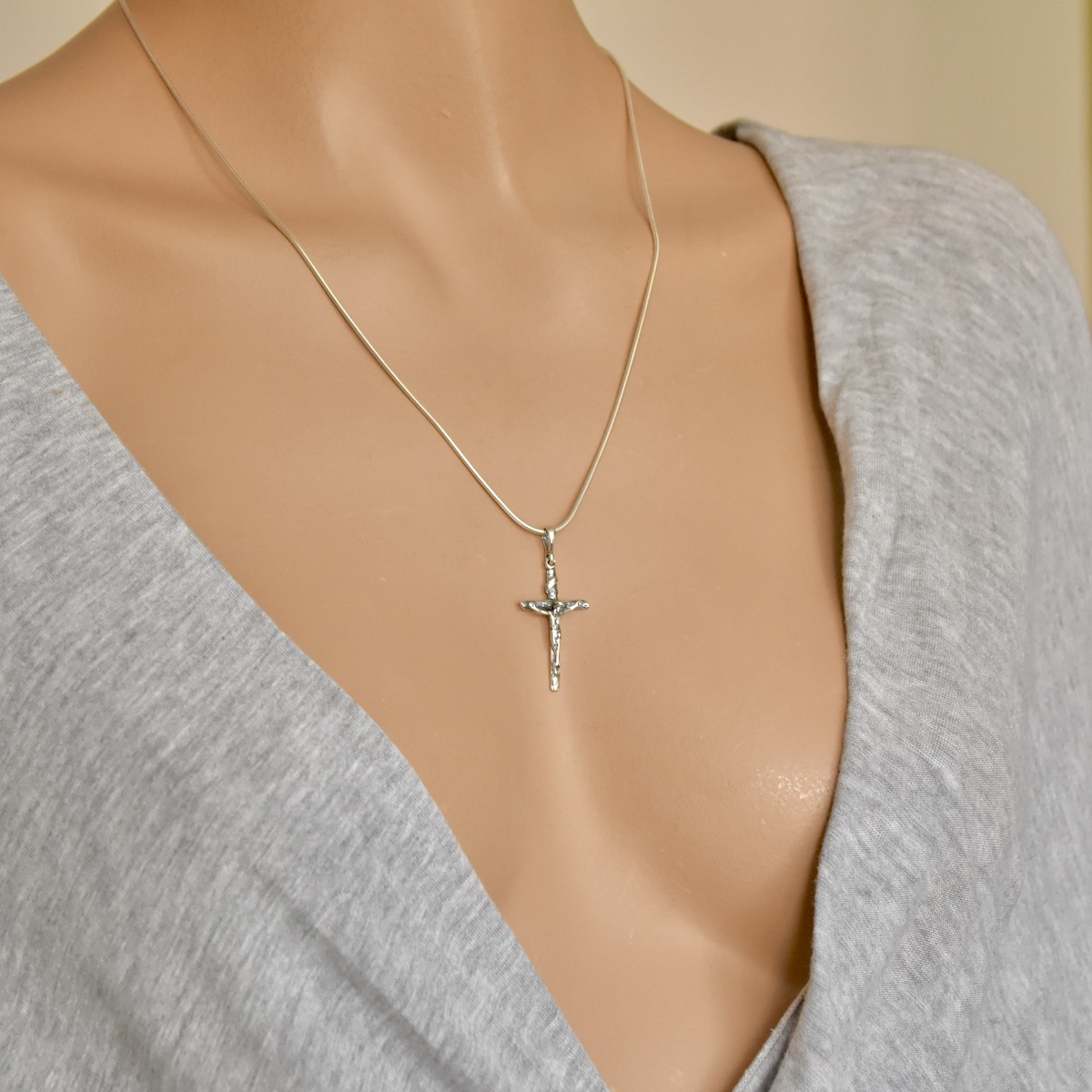 Jesus Christ Cross Sterling Silver 925 Pendant Traditional Crucifix Religious Christening Baptism Unisex Jewellery Gift Present - Image 3