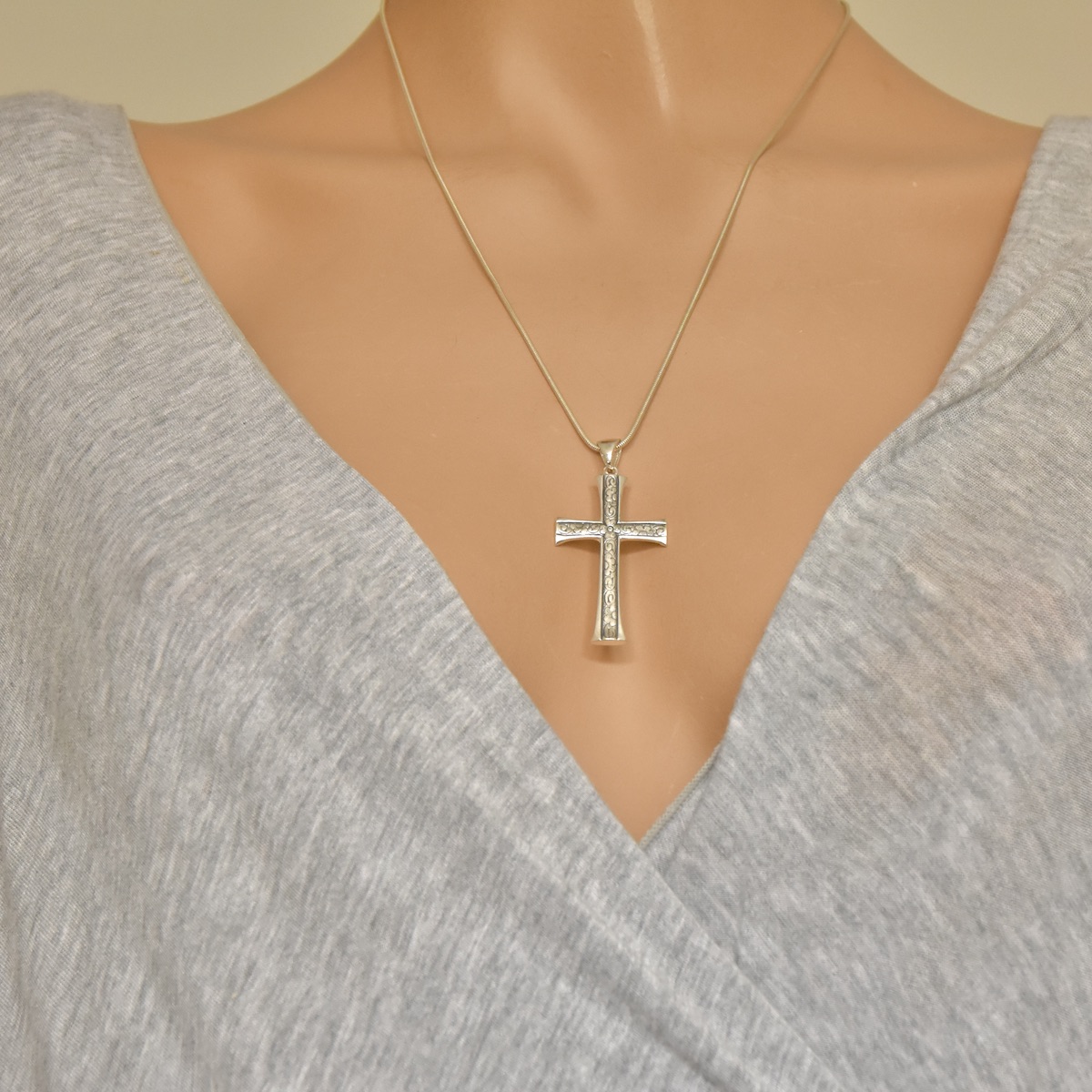 Sterling Silver 925 Cross Large Pendant Flower Accented Necklace Chain Jewellery Unisex Gift - Image 4