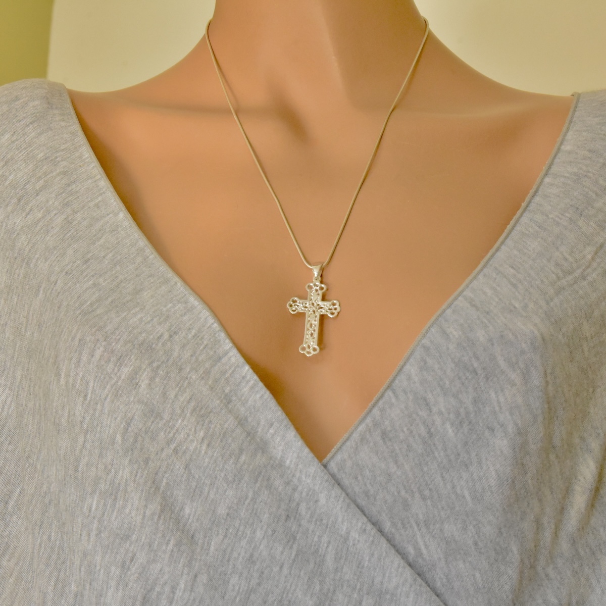 Cross Pendant Sterling Silver .925 Interlaced Design Large Charm Christening Religious Unisex Jewellery Gift Idea - Image 3