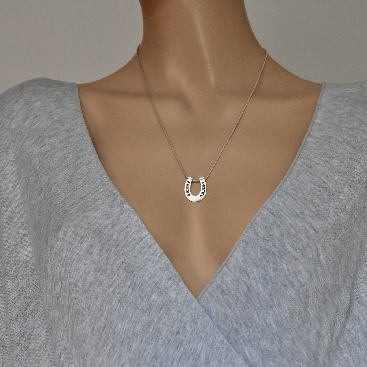 Horseshoe Sterling Silver 925 Pendant Lucky Symbol Happy Charm Jewellery Gift Idea - Image 4