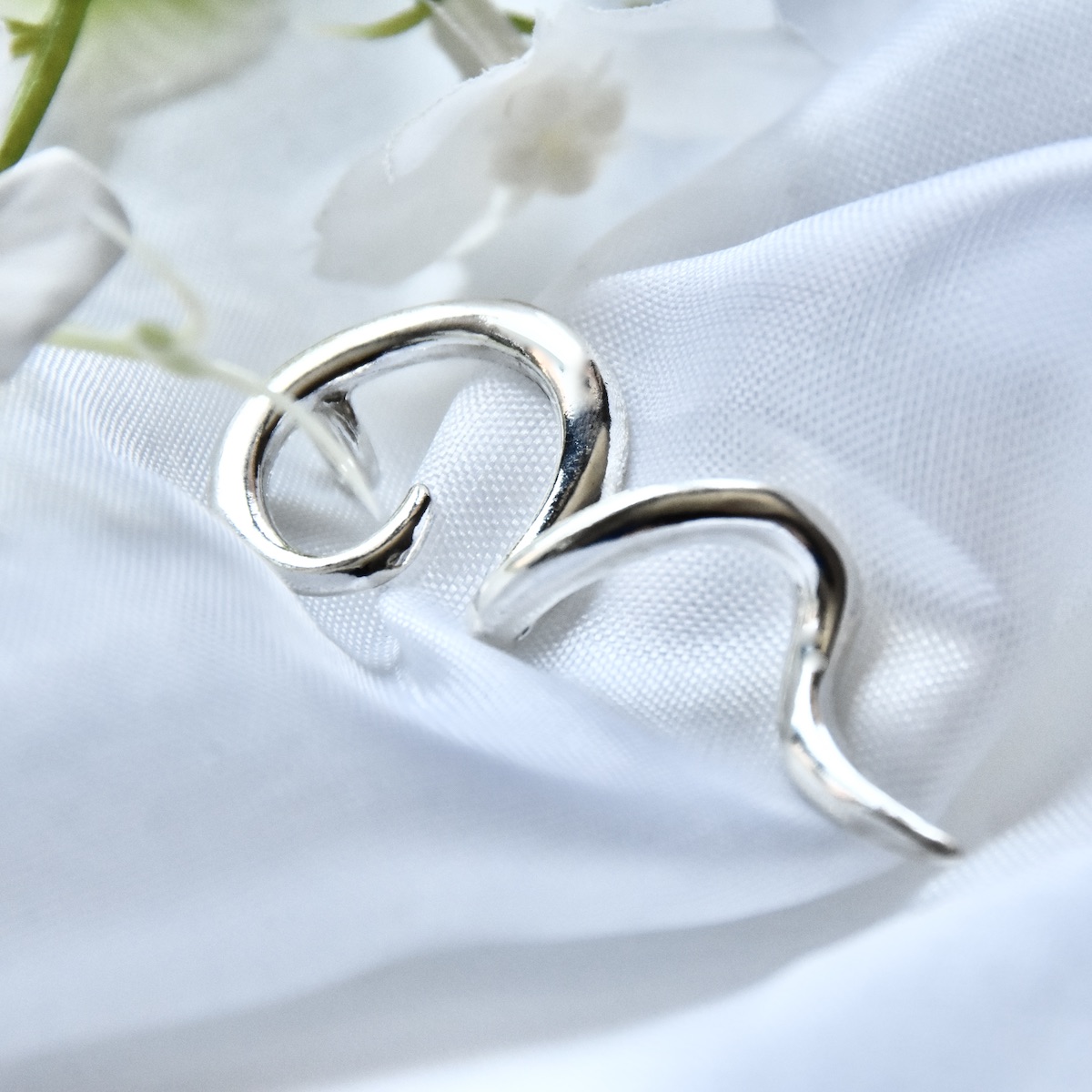 Modern Sterling Silver 925 Swirl Pendant Spiral Serpentine Twist Design Jewellery - Image 2