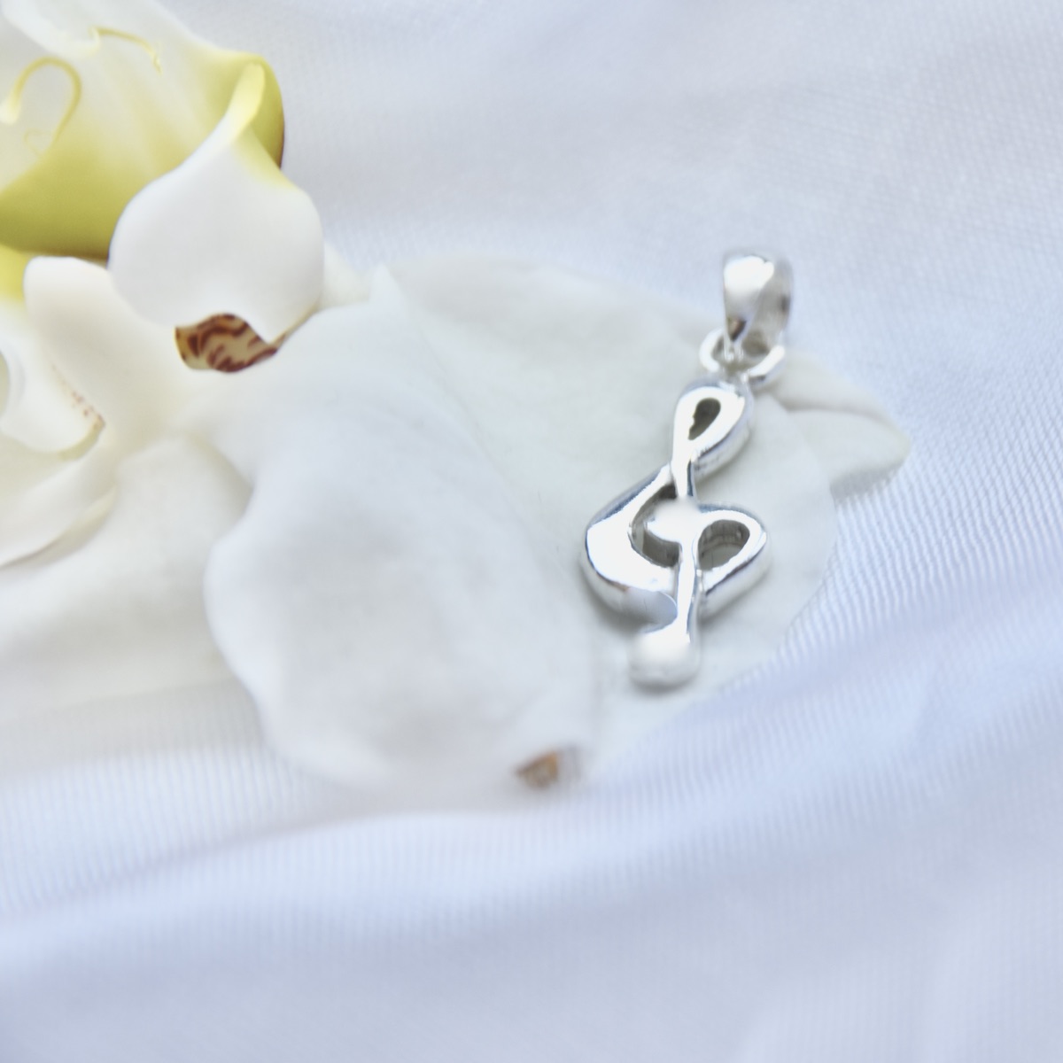 Treble Clef Note Pendant Sterling Silver 925 Music Note Charm Treble Clef Musician Gift Jewellery Unisex Graduation Gift Music Teacher Gift - Image 2