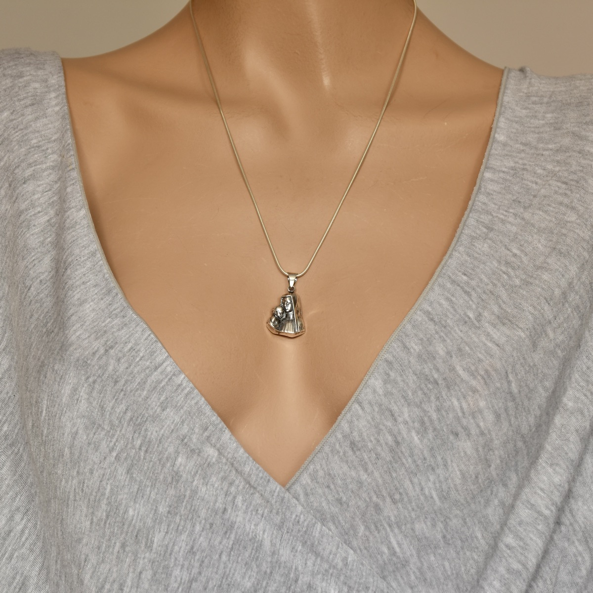 Religious Virgin Mary Jesus Christ Sterling Silver 925 Oxidised Necklace Pendant - Image 4