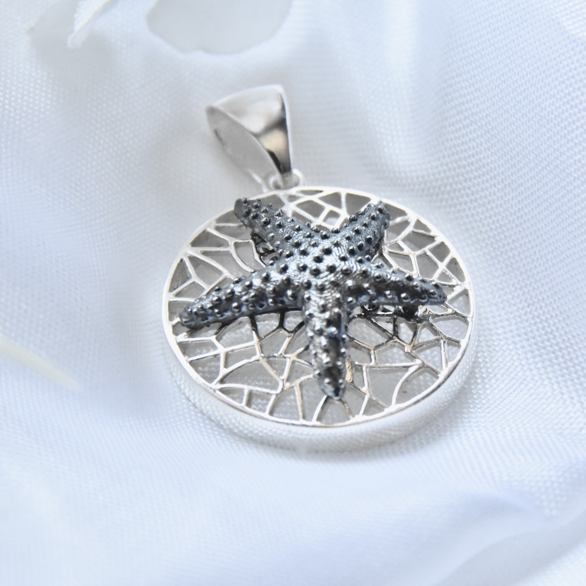Sterling Silver .925 Starfish Pendant Oxidised Design Chain Necklace Charm Circle Sea Women Girl Jewellery Gift Idea - Image 2