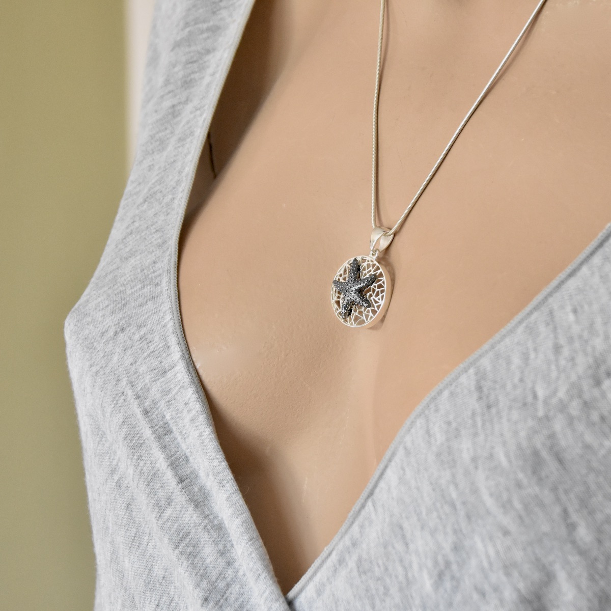 Sterling Silver .925 Starfish Pendant Oxidised Design Chain Necklace Charm Circle Sea Women Girl Jewellery Gift Idea - Image 5