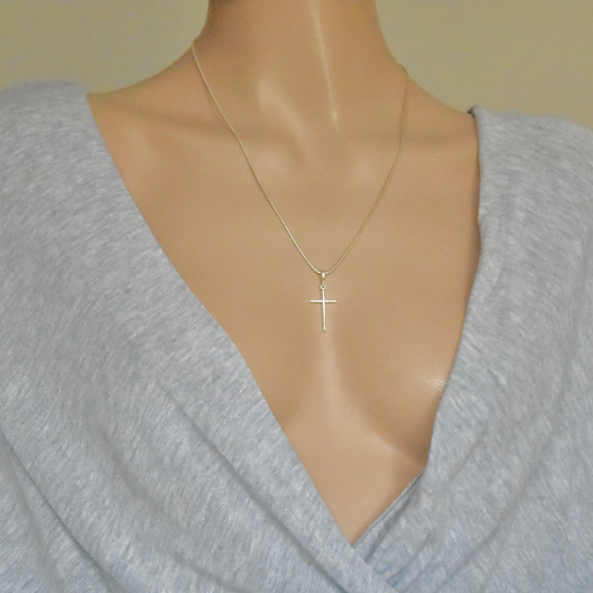 Sterling Silver 925 Cross Pendant Necklace Minimalist Unisex Jewellery - Image 5