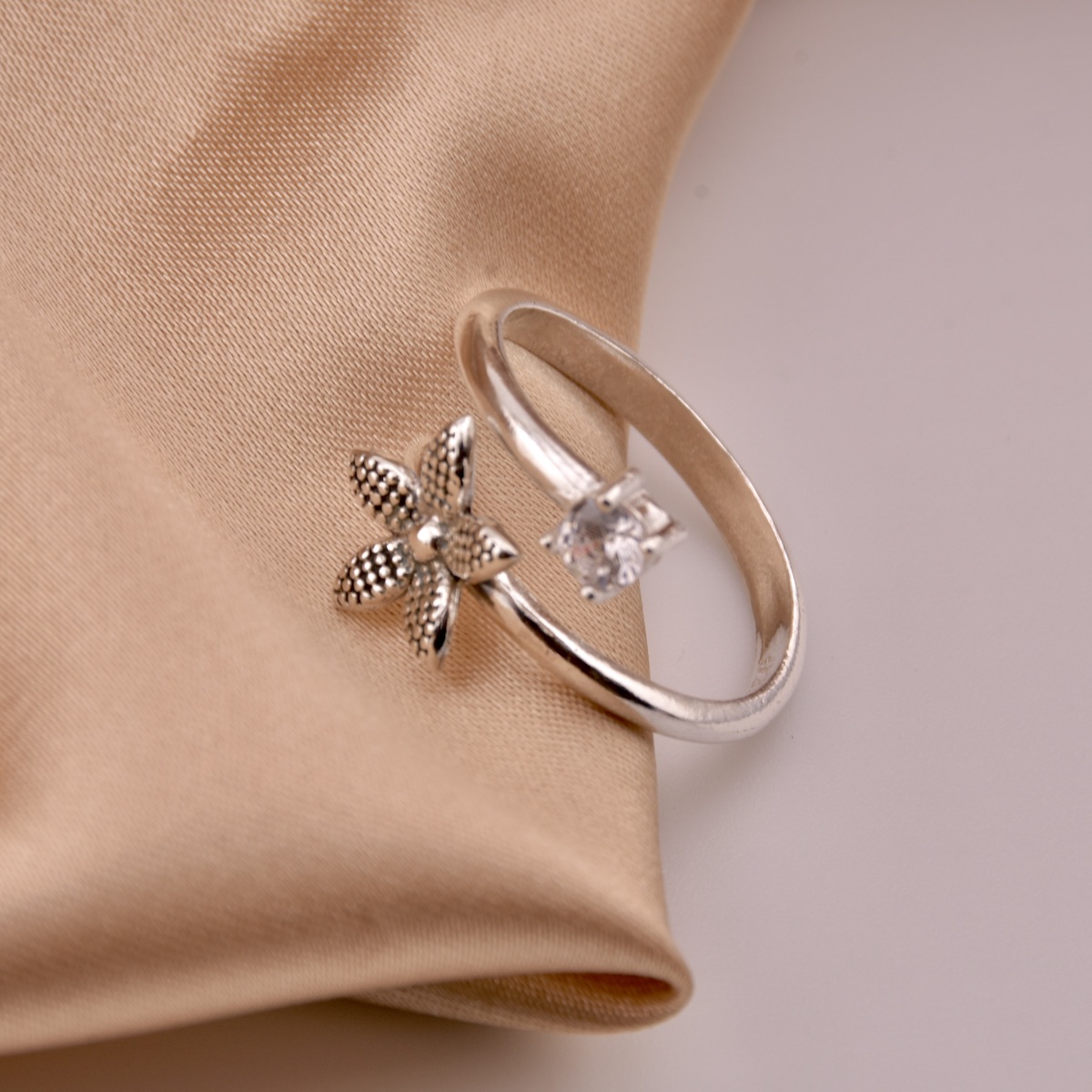 Daisy Flower Adjustable Sterling Silver .925 Ring Cubic Zirconia Gem Floral Statement Jewelry Handcrafted Gift Present - Image 5